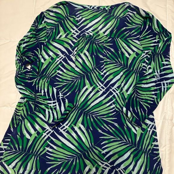 Old Navy Tropical print blouse Size L - Picture 2 of 3